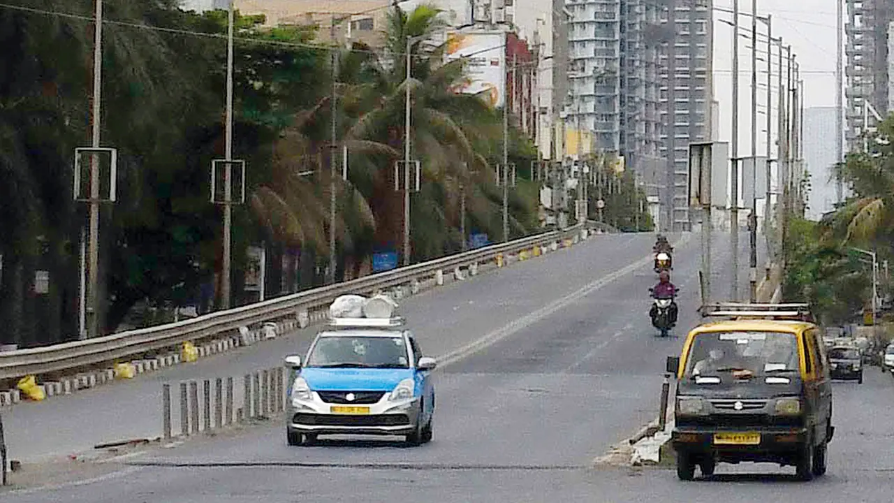 Tulsi Pipe Road end, Lower Parel
